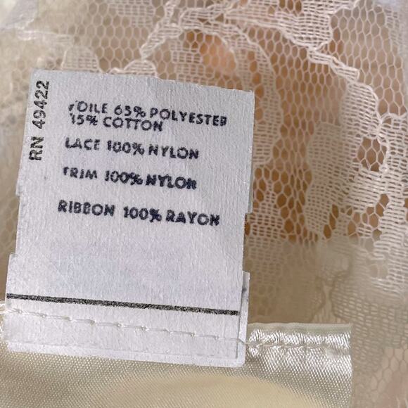 Vintage 70s Jessica’s Gunnies Cream Lace Gauze Two Piece Skirt and Blouse Set - Picture 14 of 15